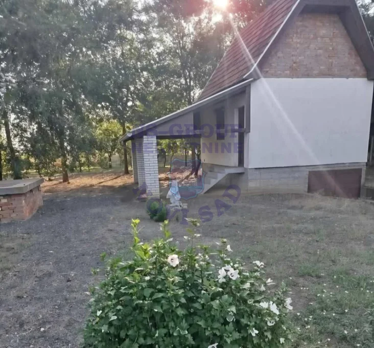 kuca na prodaju Zrenjanin 250m2 575720