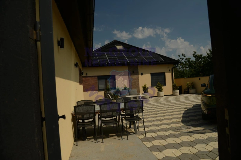 Kuća na prodaju Petrovaradin 165m2, 573464