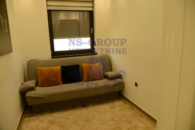 Kuća na prodaju Petrovaradin 165m2, 573464