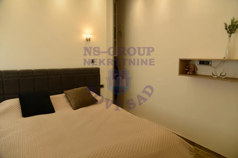 Kuća na prodaju Petrovaradin 165m2, 573464