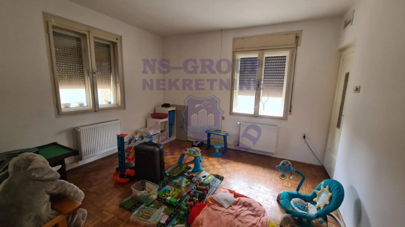 kuca na prodaju Petrovaradin 86m2 575371