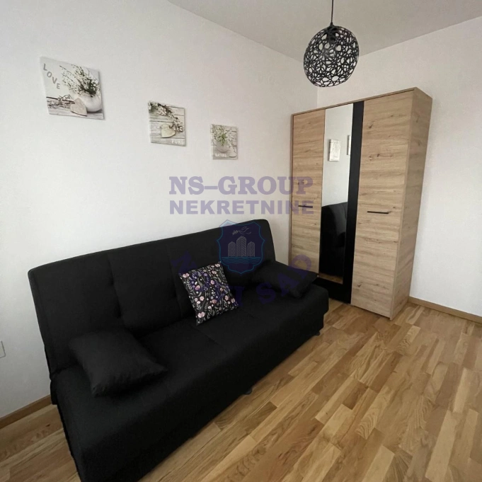 stan za izdavanje Petrovaradin 50m2 17110