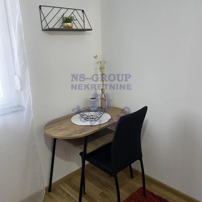 stan za izdavanje Petrovaradin 50m2 17110