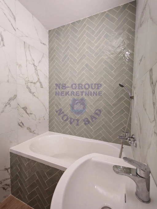 Stan na prodaju Novi Sad 52m2, 574224