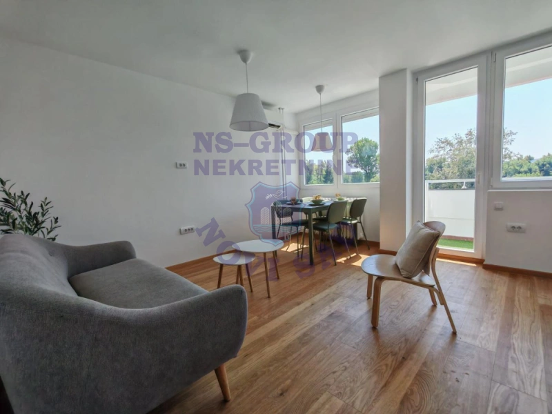 Stan na prodaju Novi Sad 52m2, 574224