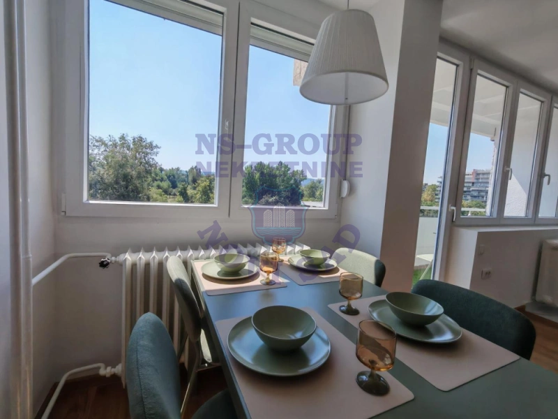 Stan na prodaju Novi Sad 52m2, 574224