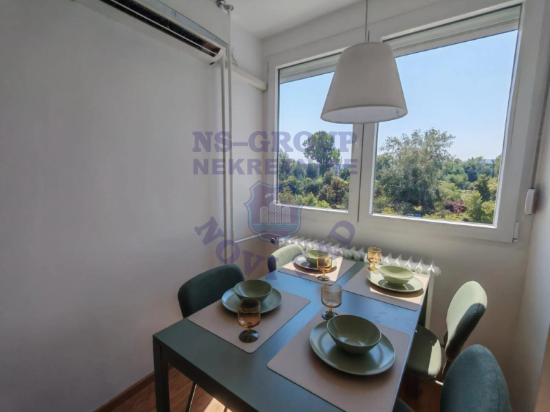 Stan na prodaju Novi Sad 52m2, 574224