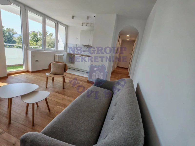 Stan na prodaju Novi Sad 52m2, 574224