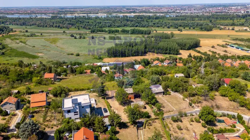 plac na prodaju Rakovac 1233m2 557092