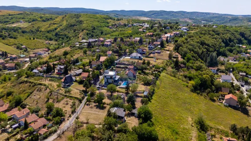 plac na prodaju Rakovac 1233m2 557092