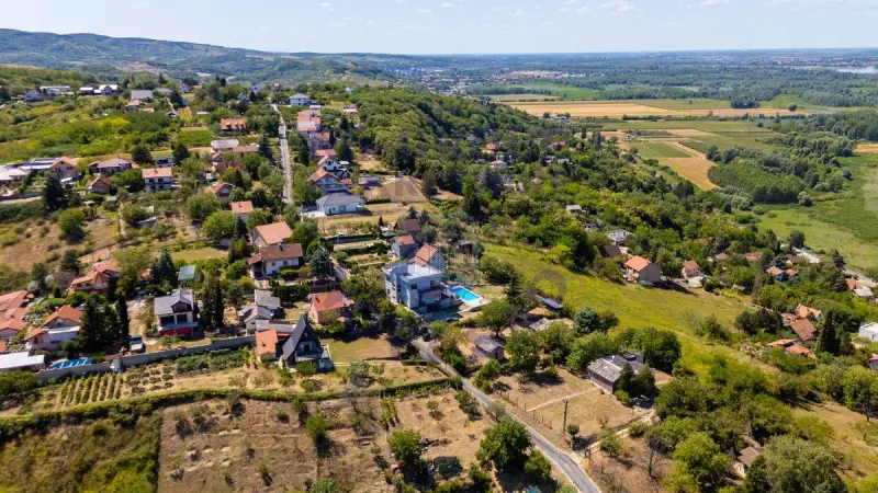 plac na prodaju Rakovac 1233m2 557092