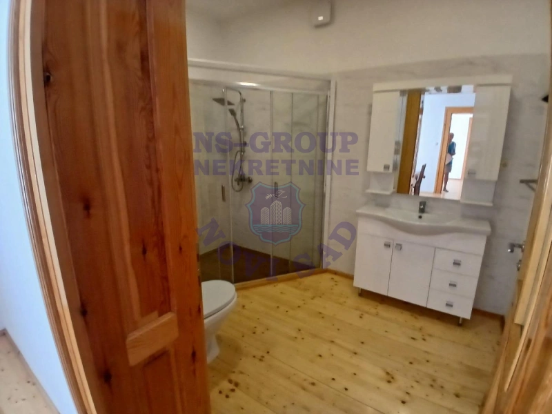 kuca na prodaju Bački Gračac 430m2 577010
