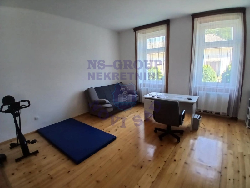 kuca na prodaju Bački Gračac 430m2 577010