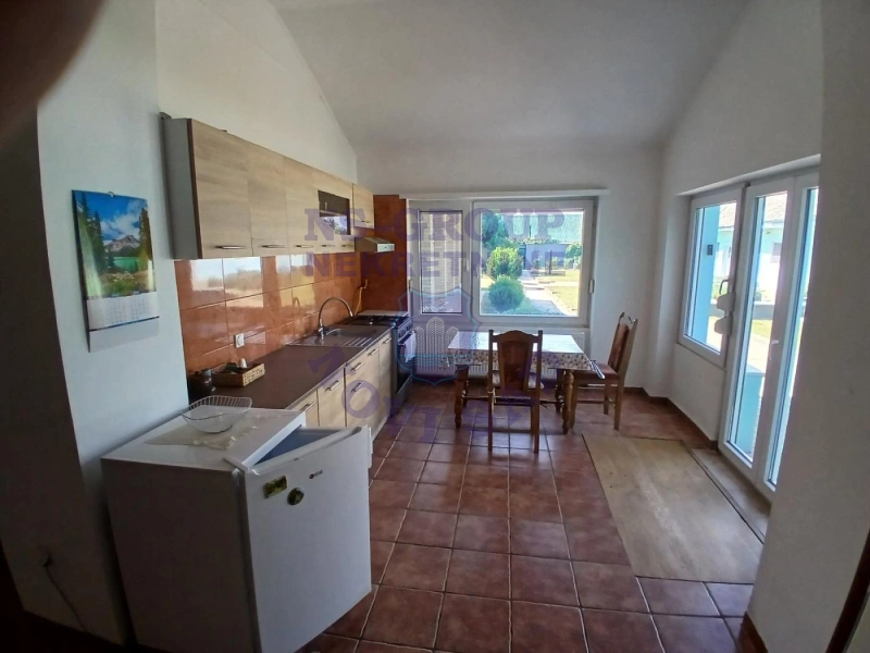 kuca na prodaju Bački Gračac 430m2 577010