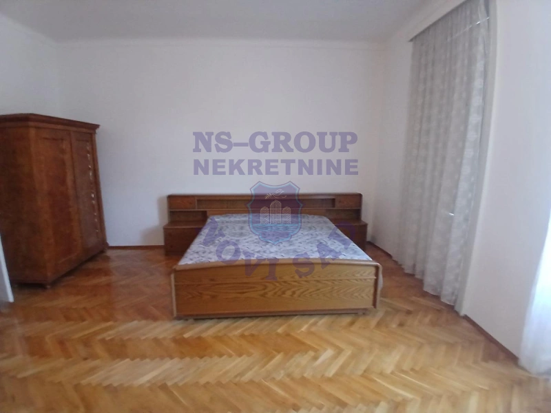 kuca na prodaju Bački Gračac 430m2 577010