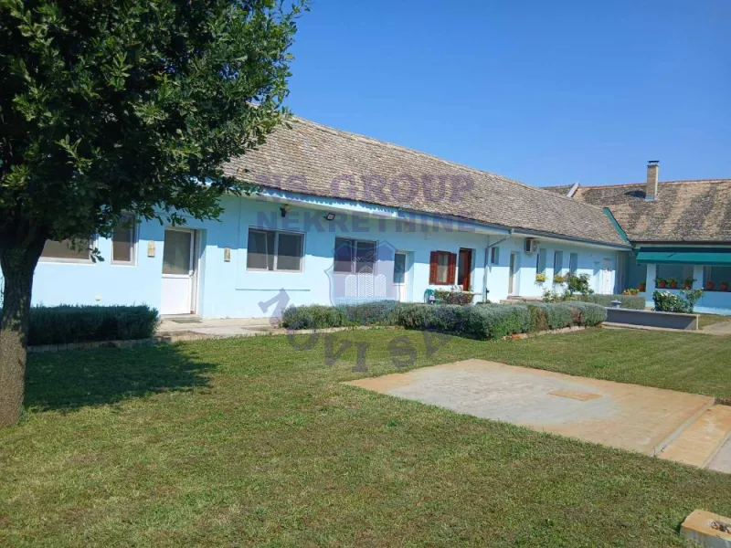 kuca na prodaju Bački Gračac 430m2 577010