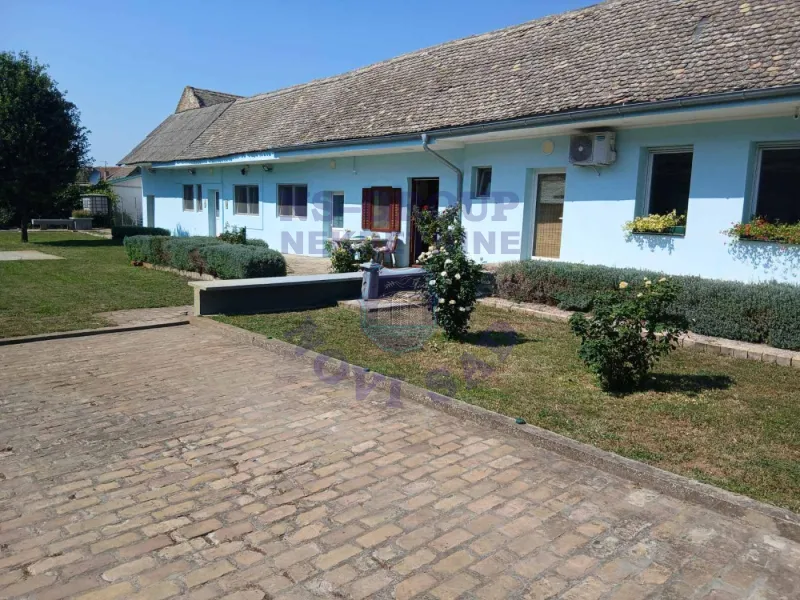 kuca na prodaju Bački Gračac 430m2 577010