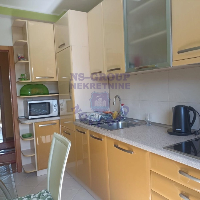 stan za izdavanje Novi Sad 55m2 17115