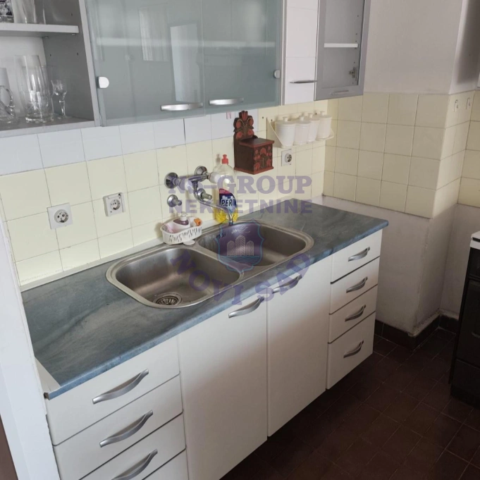 stan za izdavanje Novi Sad 47m2 10013