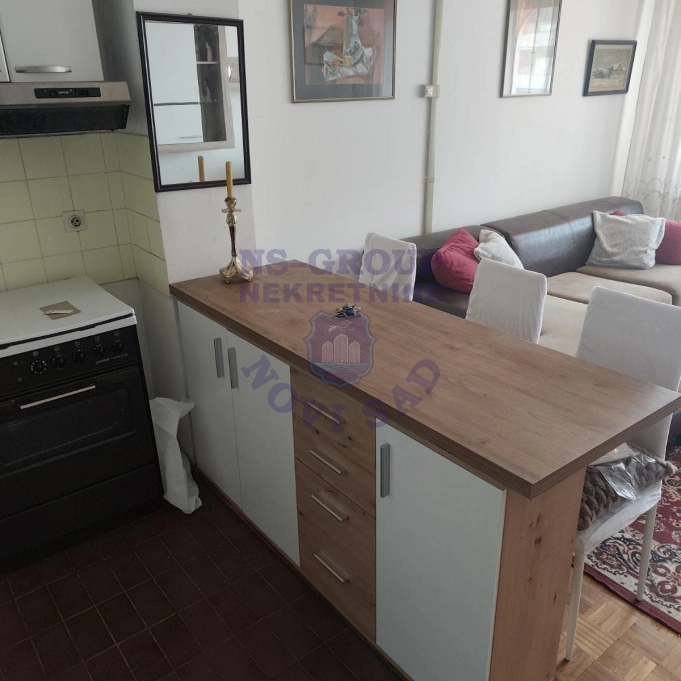 stan za izdavanje Novi Sad 47m2 10013