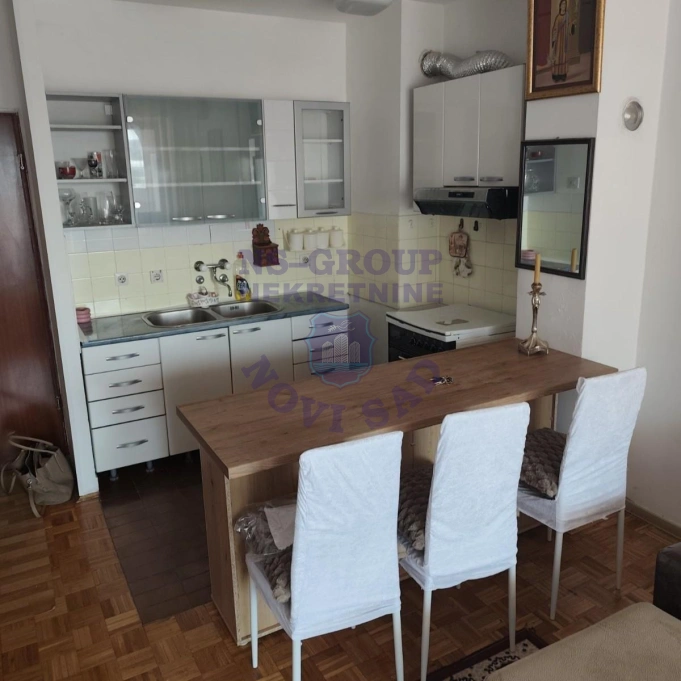 stan za izdavanje Novi Sad 47m2 10013