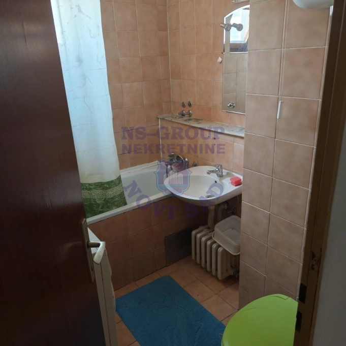 stan za izdavanje Novi Sad 47m2 10013