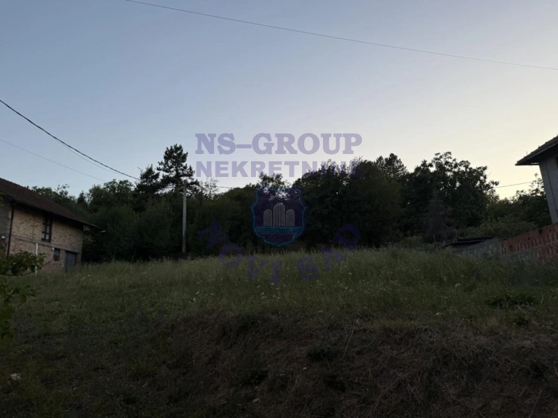 Plac na prodaju Sremska Kamenica 1521m2, 575845