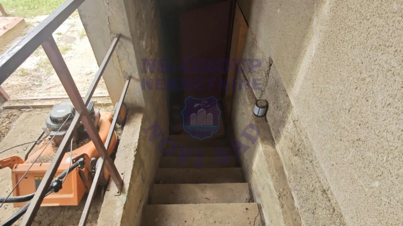 kuca na prodaju Krušedol 39m2 575916