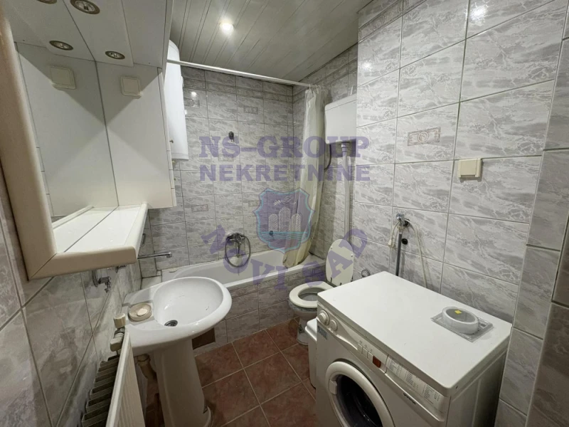 stan na prodaju Novi Sad 43m2 575933