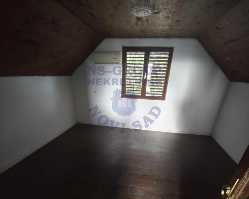 kuca na prodaju Krušedol 39m2 575916