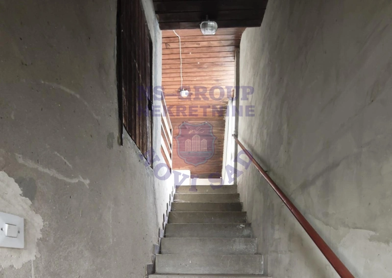 kuca na prodaju Krušedol 39m2 575916