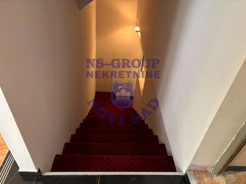 lokal za izdavanje Novi Sad 150m2 16992