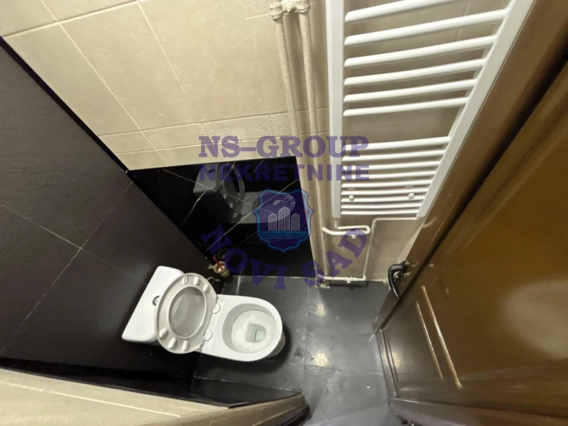 lokal za izdavanje Novi Sad 150m2 16992