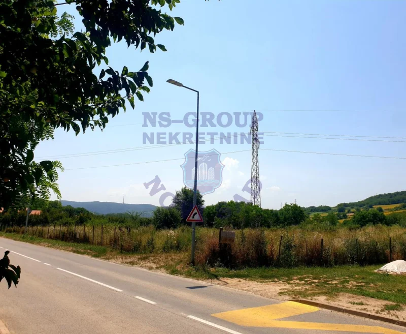 plac na prodaju Petrovaradin 3757m2 576005