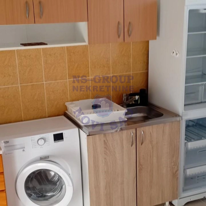 Stan na prodaju Petrovaradin 61m2, 17146