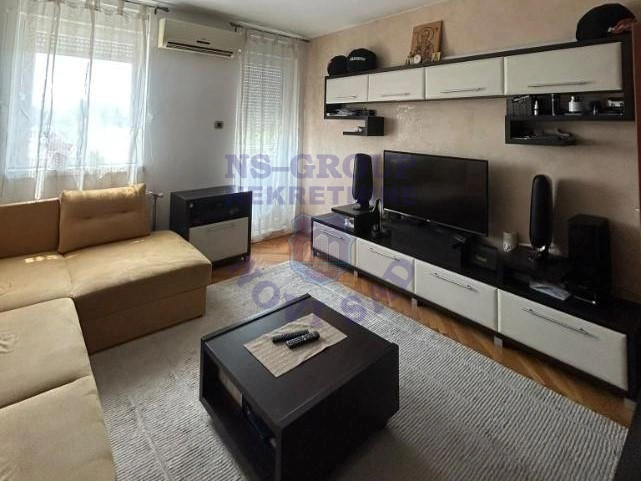 stan na prodaju Novi Sad, 42m2 576002