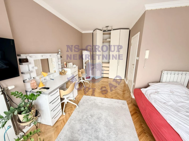 Kuća na prodaju Veternik 211m2, 576031