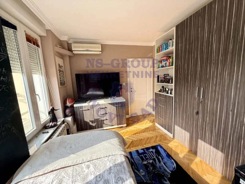 Kuća na prodaju Veternik 211m2, 576031
