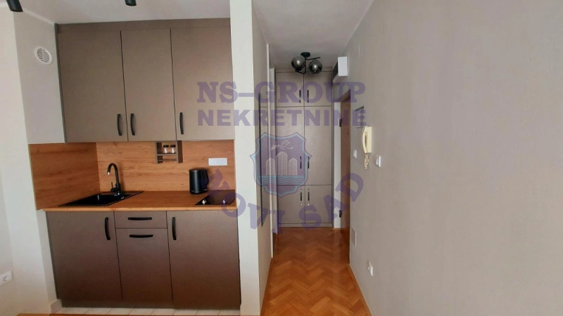 Stan na prodaju Novi Sad 22m2, 576061