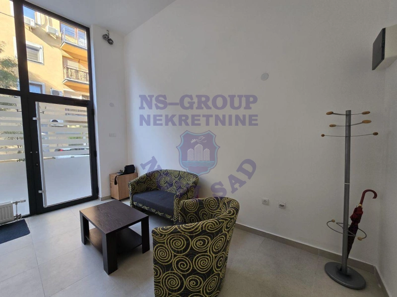 Lokal na prodaju Novi Sad 20m2, 575829