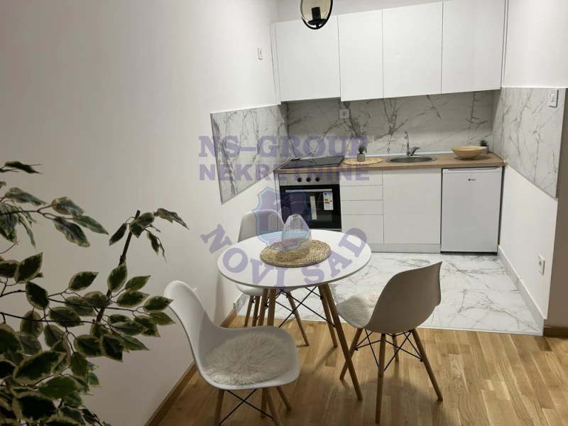 stan na prodaju Novi Sad 44m2 576121