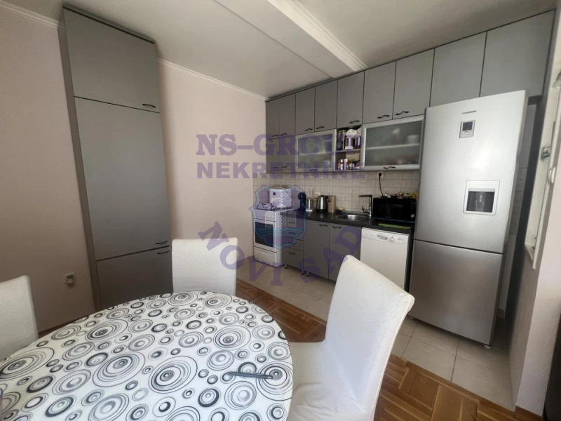 stan na prodaju Novi Sad 85m2 576158