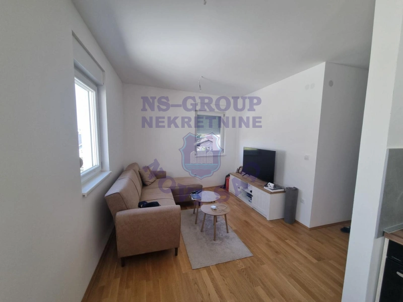 stan na prodaju Novi Sad 40m2 576179