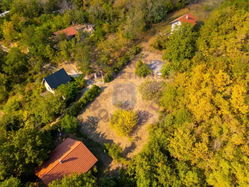 Plac na prodaju Ledinci 1003m2, 575429