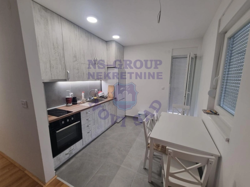 stan na prodaju Novi Sad 40m2 576179