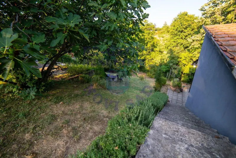 kuca na prodaju Ledinci 48m2 575503