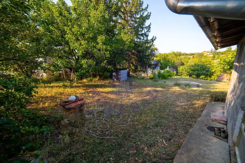 kuca na prodaju Ledinci 48m2 575503