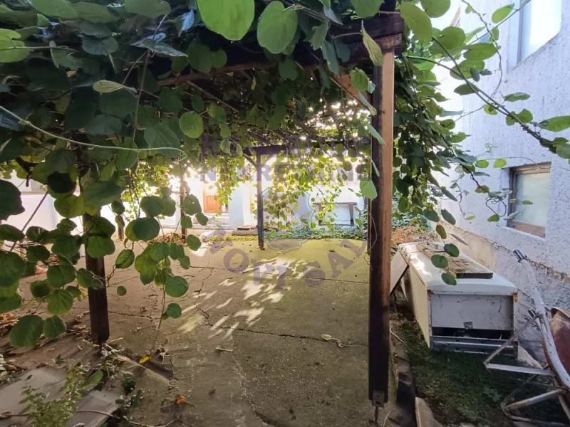 kuca na prodaju Bačka Palanka 223m2 576144