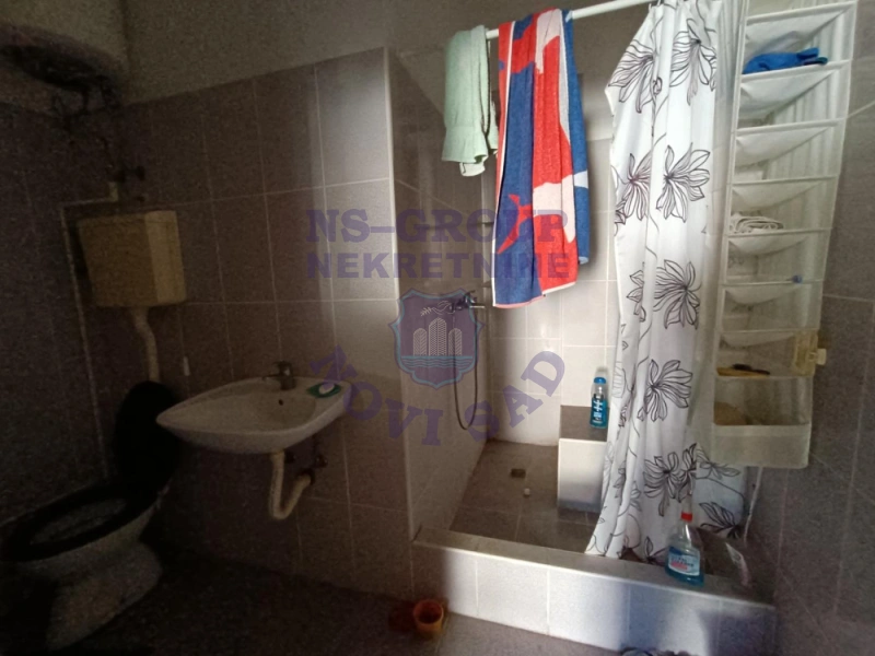 kuca na prodaju Bačka Palanka 223m2 576144