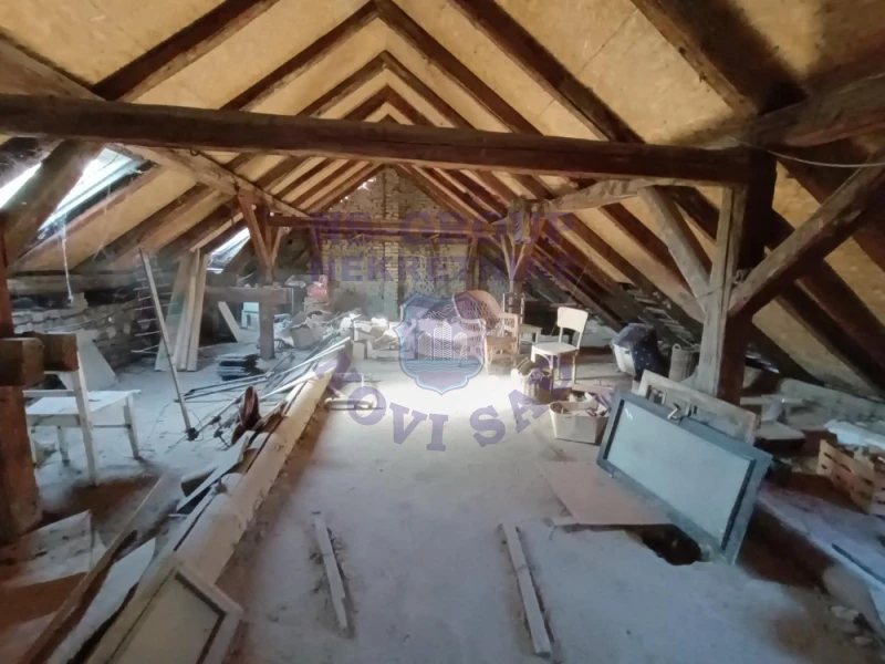kuca na prodaju Bačka Palanka 223m2 576144